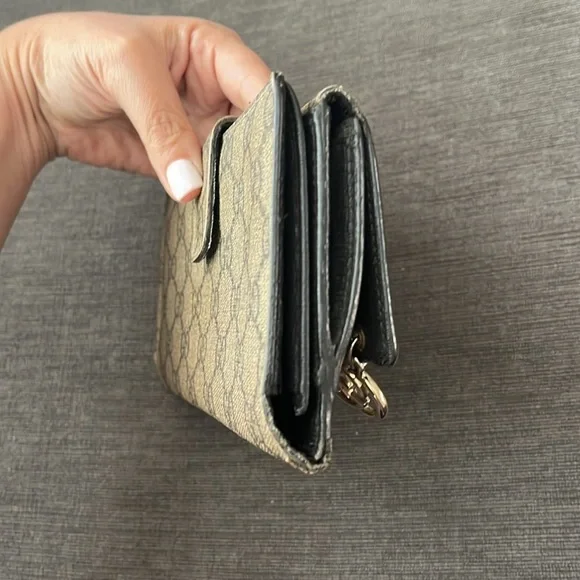 GUCCI supreme GG beige brown coated canvas wallet - Picture 8 of 13